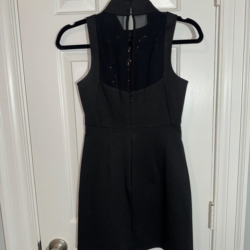 BCBG GENERATION DRESS - Picture 4 of 4